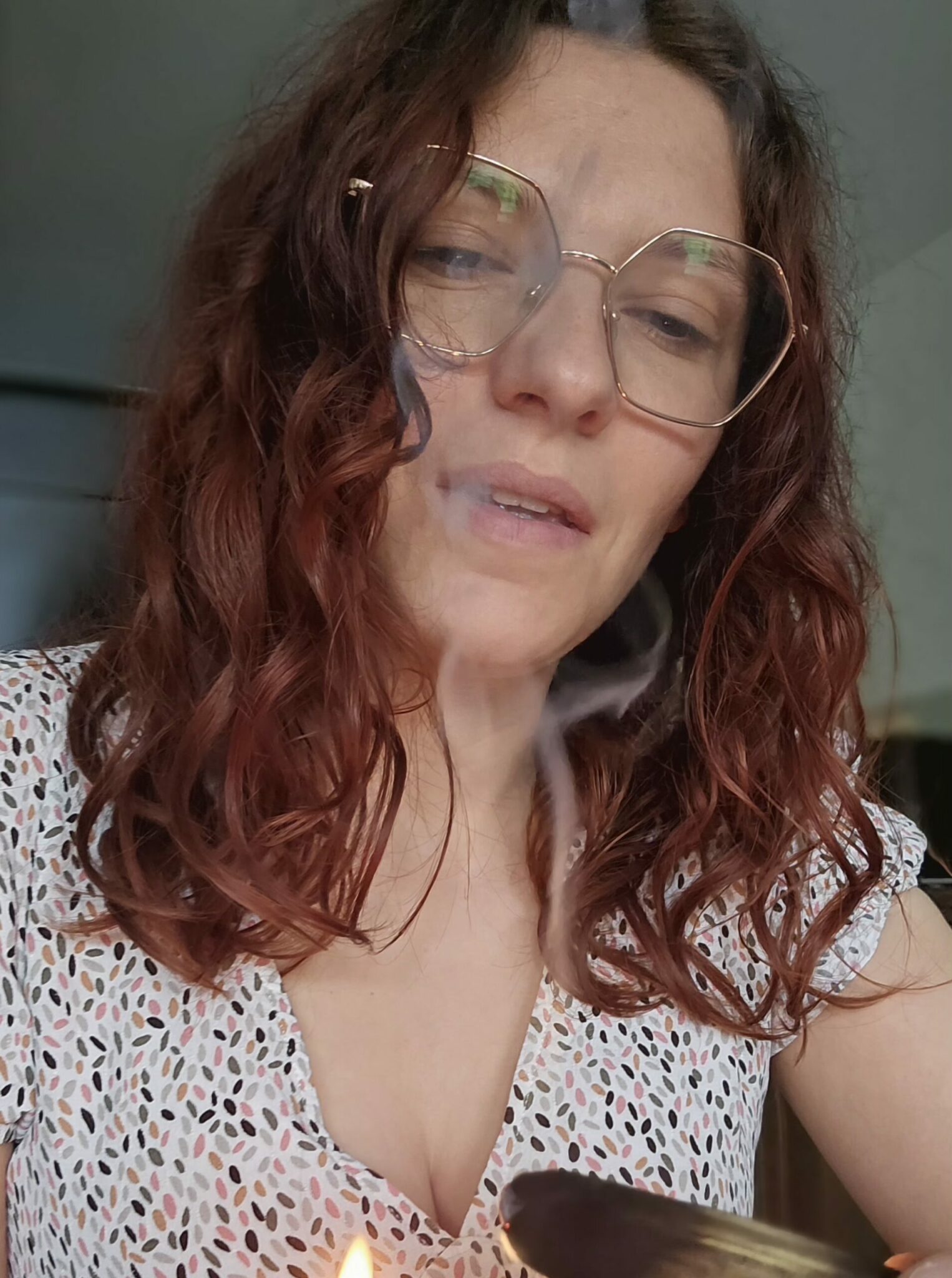 lumora-eclat-ame-alchimiste-communication-animale-coach-energeticienne-blocage-emotionnel-bordeaux-accompagnement-energetique-saint-symphorien-gironde